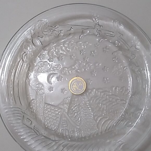 Crystal Clan Dish  - Picture 1 of 4